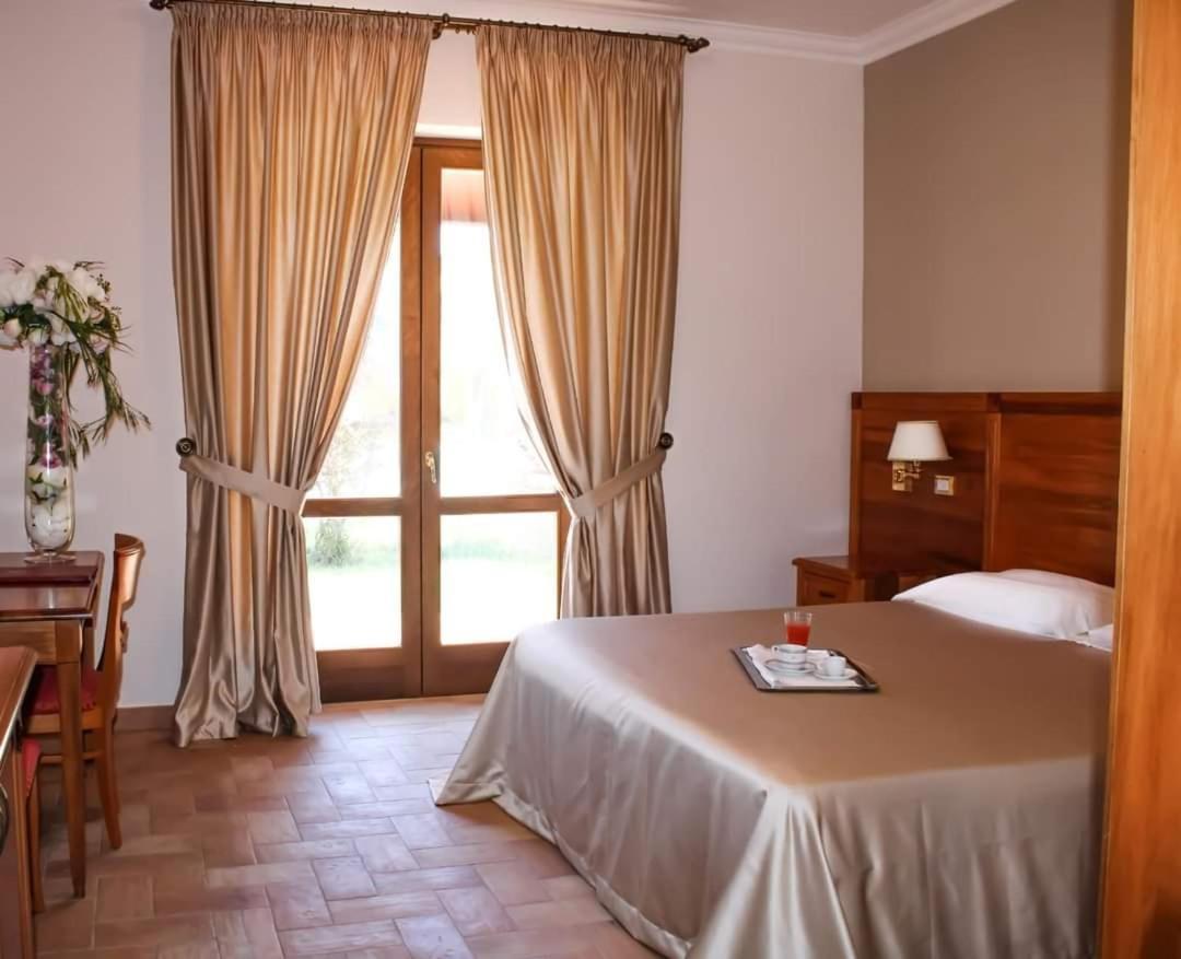 לוצ'רה Grand Hotel Vigna Nocelli מראה חיצוני תמונה