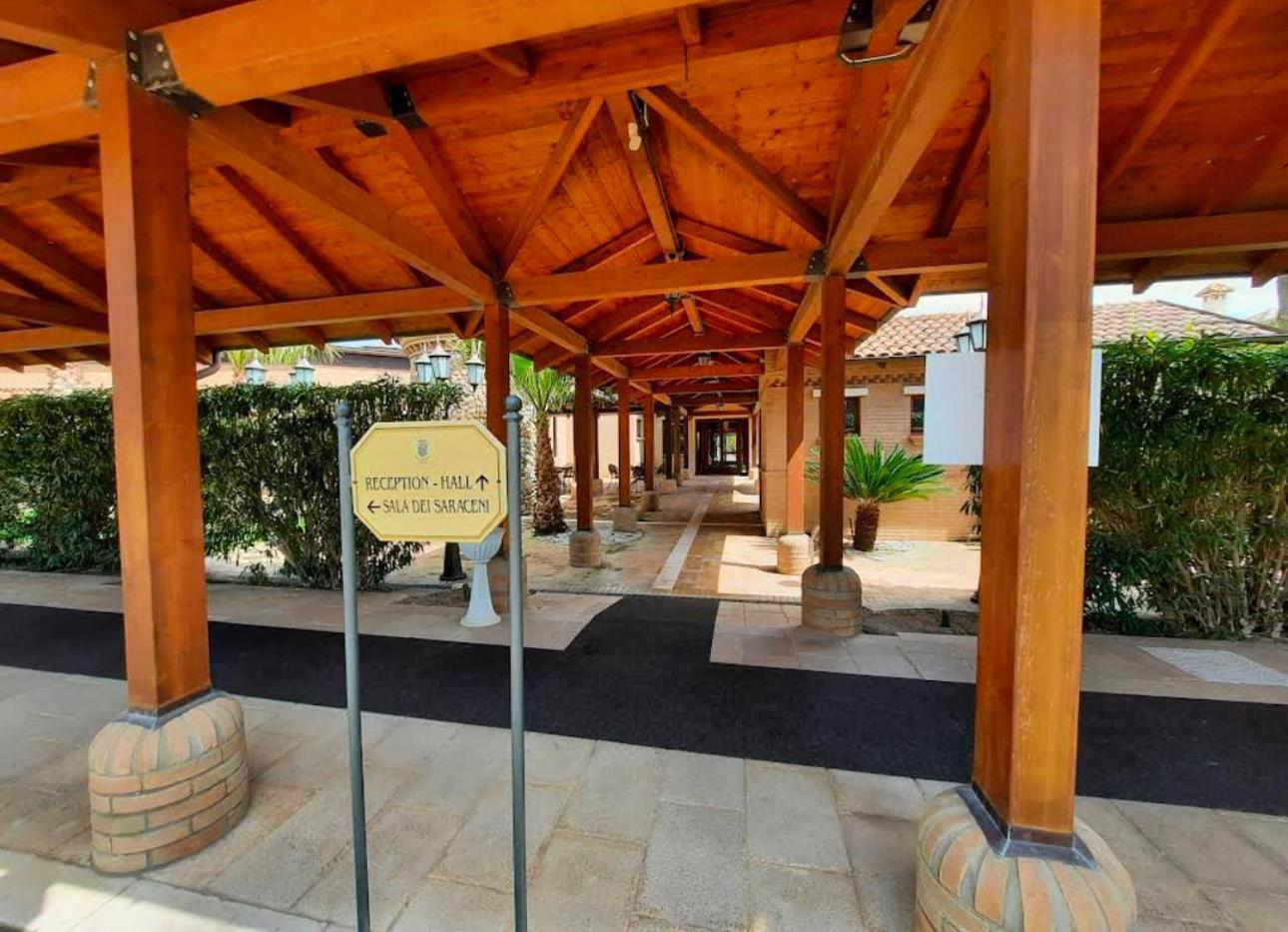 לוצ'רה Grand Hotel Vigna Nocelli מראה חיצוני תמונה