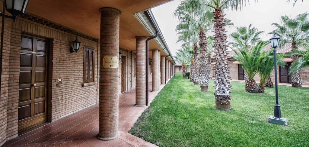 לוצ'רה Grand Hotel Vigna Nocelli מראה חיצוני תמונה